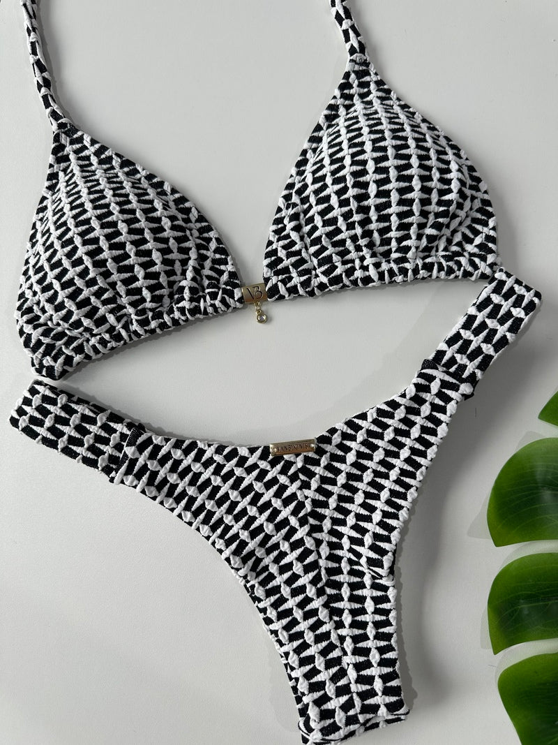 Black|White Bikini Set